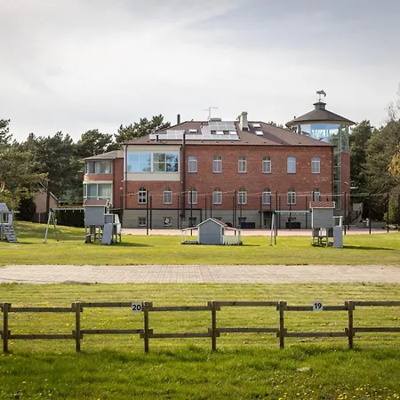 Roze Village Jurnieka Ligzda Pērkone