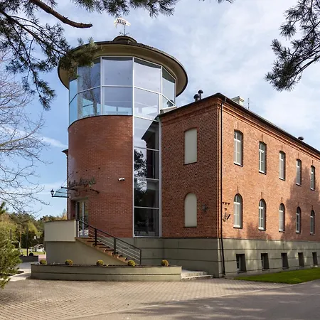 Roze Village Jurnieka Ligzda 3* Pērkone